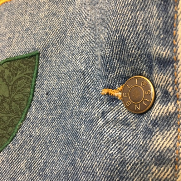 Vintage SunBelt Sportswear Denim Jacket with Birdhouse Appliqué: Size Medium - Picture 12 of 13
